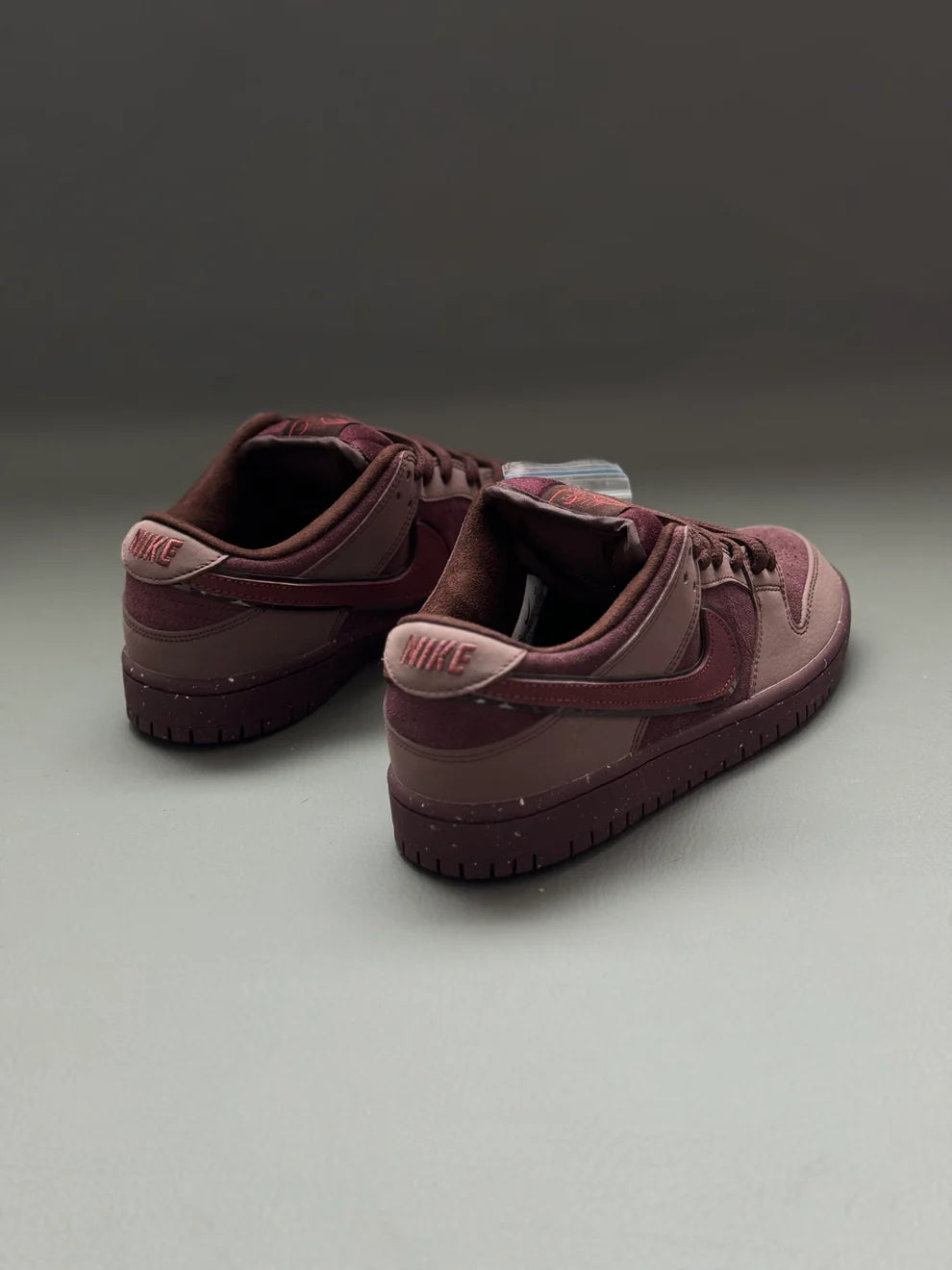 Nike SB Dunk Low “City of Love Pack – Burgundy”