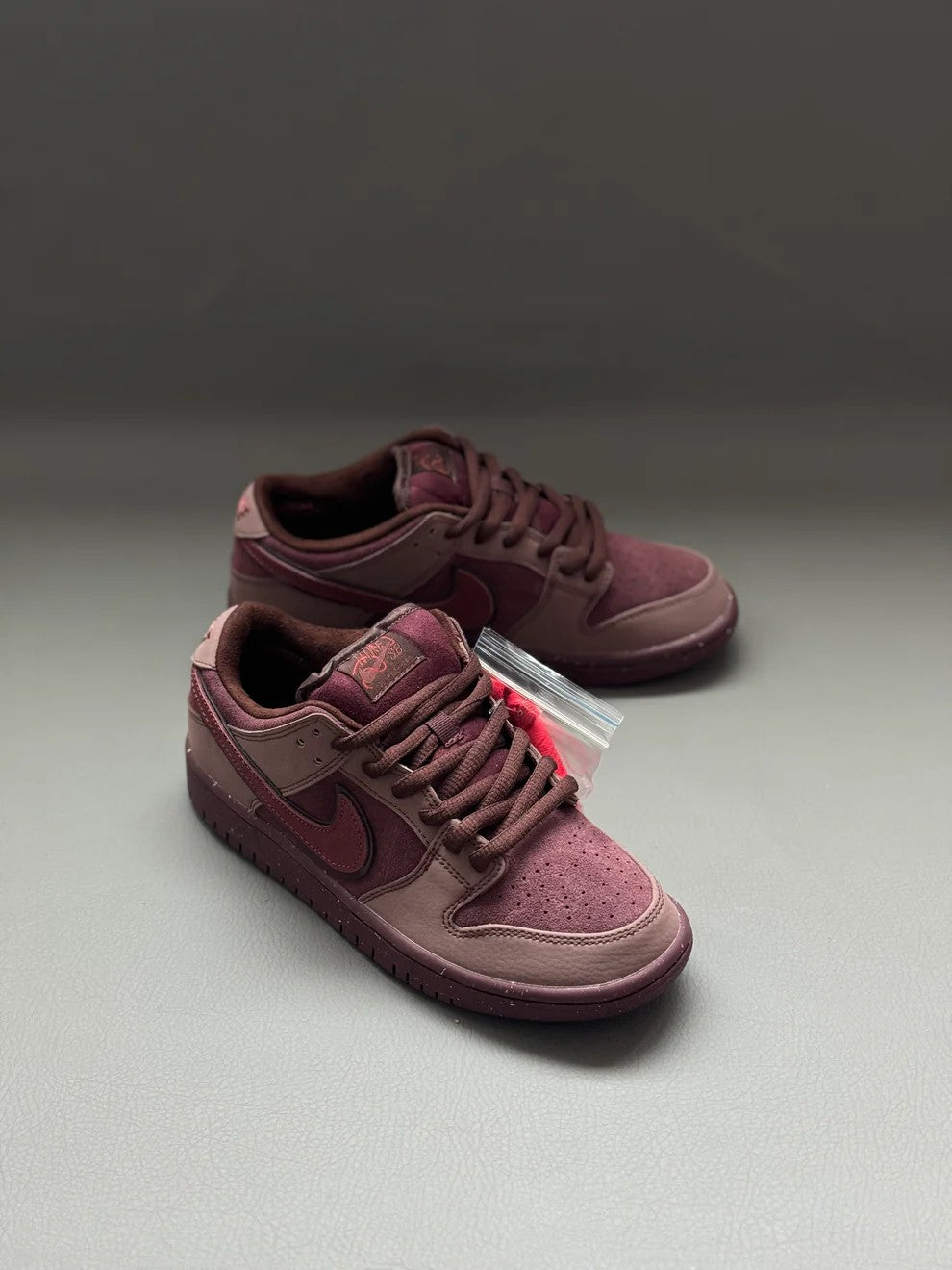 Nike SB Dunk Low “City of Love Pack – Burgundy”