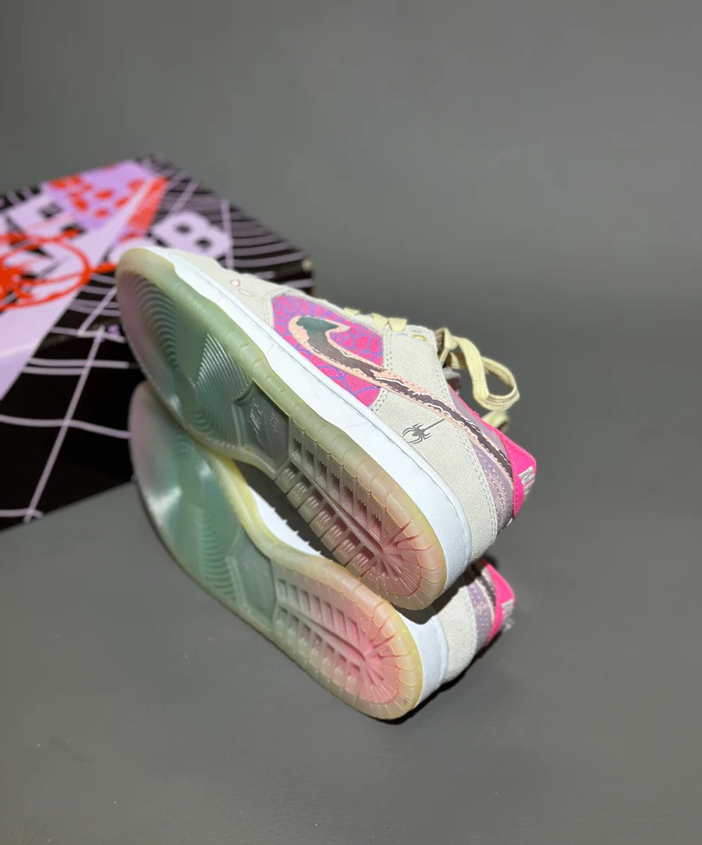 Nike Dunk Low “Spider-Gwen” Custom