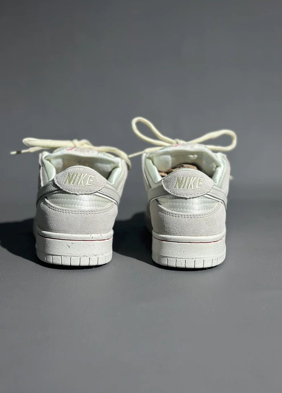 Nike Dunk Low SB “The City of Love Pack White”